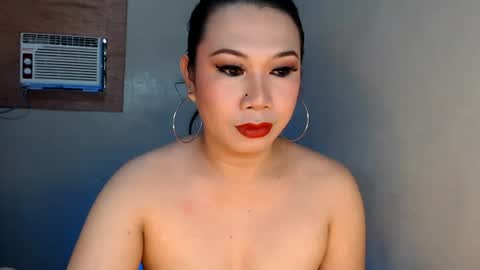 Hannah online show from July 1, 4:54 am