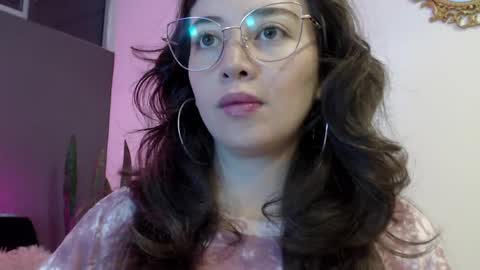HannahHexx online show from May 5, 2:40 am