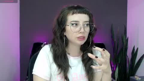 HannahHexx online show from April 24, 4:03 am