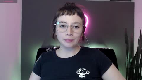 HannahHexx online show from March 11, 2:14 am