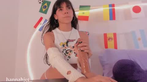 hannah_jet online show from July 16, 8:01 pm