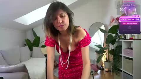 Hannah online show from July 12, 6:27 am