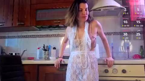 Hannah online show from July 28, 11:17 am
