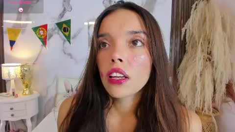 Hannahill69 online show from July 1, 4:54 am