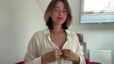 hannahinto online show from July 17, 1:57 pm