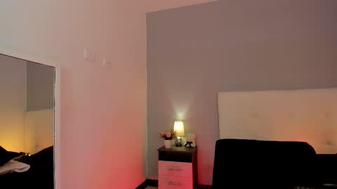 hannamartinnez online show from March 17, 11:26 am