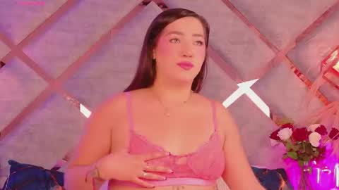 hannaprada1 online show from July 7, 11:14 am