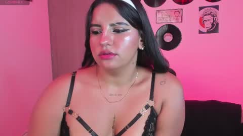 sofia online show from July 8, 8:12 pm