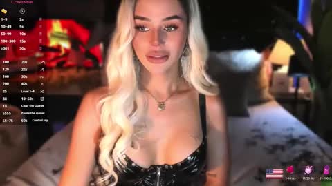 hanny113826 online show from October 27, 2:44 am