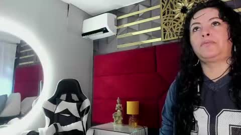 Hanny  online show from June 30, 11:53 am