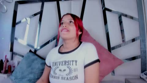 hanny_watson online show from July 18, 3:58 pm