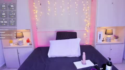 hannyk_ online show from June 27, 5:24 am