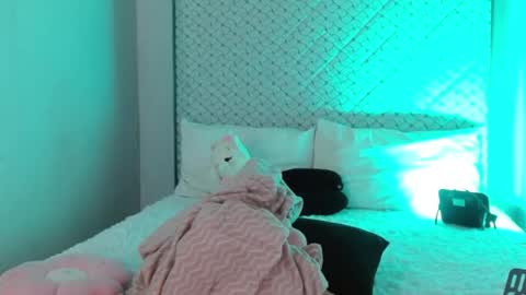 Anto online show from April 29, 5:40 pm