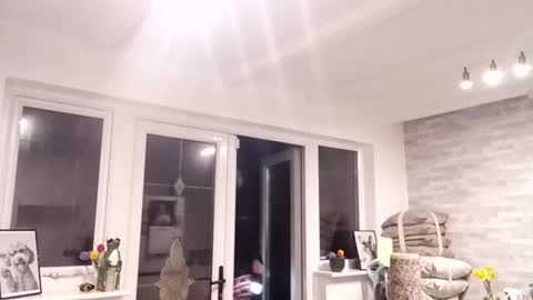 Calvin Secret  online show from March 17, 7:08 pm