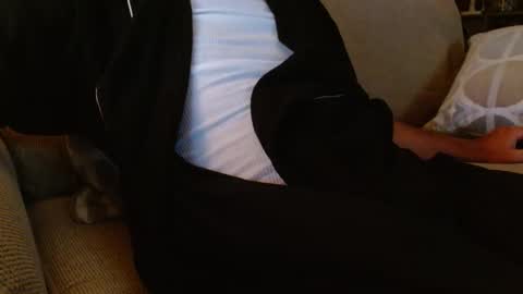 Jhonassmann12 online show from October 19, 10:20 am