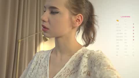 Evy  online show from May 16, 2:41 am