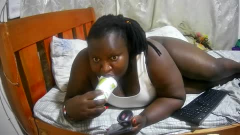 happysonia online show from August 1, 11:28 pm