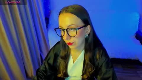 Stephanie online show from January 6, 5:28 pm