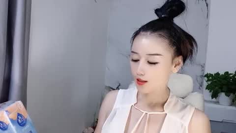 Snapshot of happysweety1688 chatting on September 30, 4:45 am happysweety1688 online show from September 30, 4:45 am