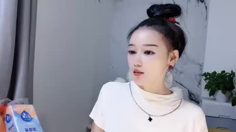 Snapshot of happysweety1688 chatting on October 1, 6:01 am happysweety1688 online show from October 1, 6:01 am