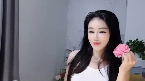 Snapshot of happysweety1688 chatting on October 17, 6:06 am happysweety1688 online show from October 17, 6:06 am
