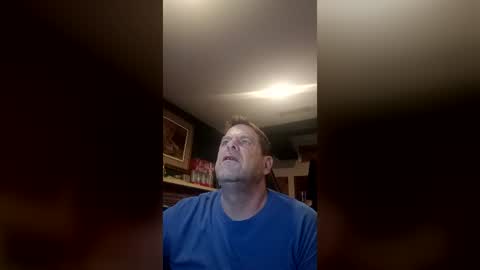 happytoshow42452 online show from August 3, 3:41 am