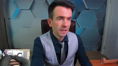 Steve online show from April 30, 10:09 am