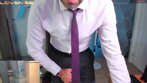 Steve online show from June 18, 3:23 am