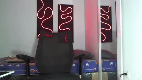 hardboy_latin online show from January 29, 3:54 am