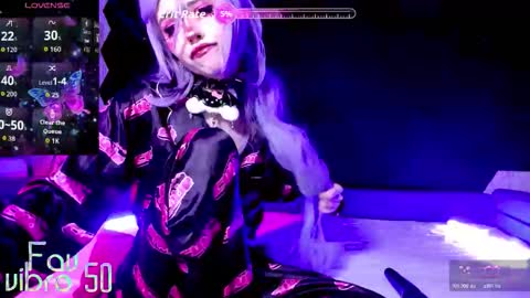 Mia online show from February 19, 10:42 pm