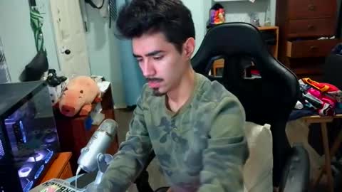 harddmikee online show from February 7, 7:11 am