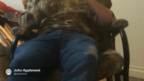 hardguymike online show from December 3, 9:43 am