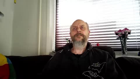 MrLazy online show from March 14, 11:58 am