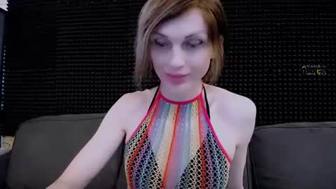 Miss Hardy online show from June 24, 4:19 am