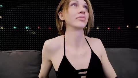 Miss Hardy online show from June 16, 3:43 am