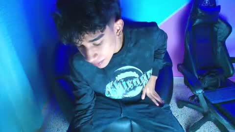 Hares online show from December 2, 3:43 pm