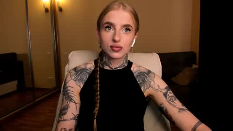 Julia online show from June 16, 5:22 am