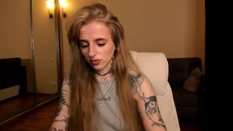 Julia online show from June 19, 5:57 am