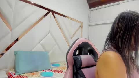 harleyhot_ online show from March 17, 9:09 pm