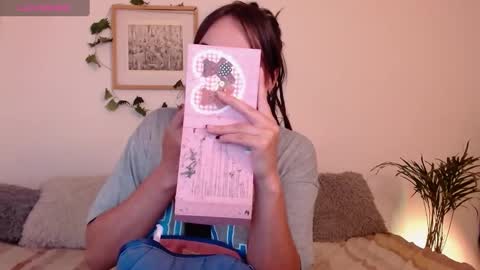 Harmony    Please help me to reach 100 thumbs up online show from February 6, 3:59 am