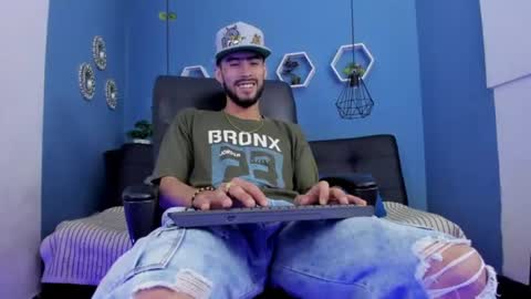 harold_999 online show from June 14, 2:35 am