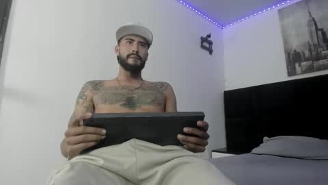 Snapshot of harold_999 chatting on October 20, 11:10 pm harold_999 online show from October 20, 11:10 pm