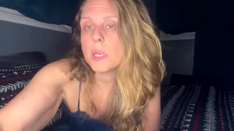 Innocent Temptations online show from May 16, 11:36 pm