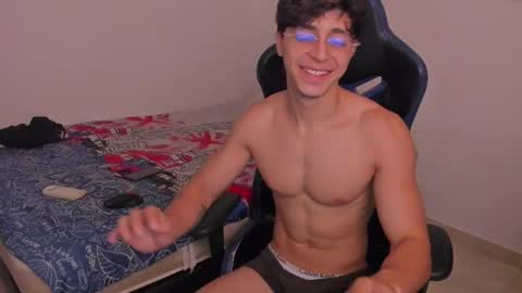 Snapshot of harry_p01 chatting on October 27, 4:07 pm harry_p01 online show from October 27, 4:07 pm