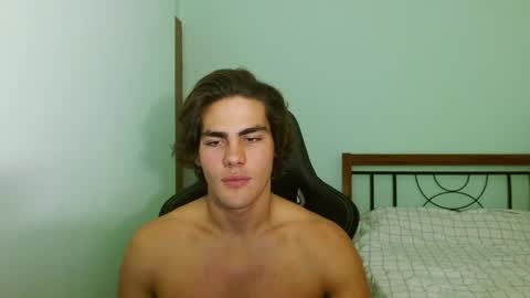 Snapshot of harryking1 chatting on September 22, 8:57 pm harryking1 online show from September 22, 8:57 pm