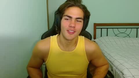 Snapshot of harryking1 chatting on October 17, 6:12 pm harryking1 online show from October 17, 6:12 pm