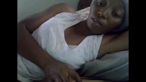 Snapshot of harysette chatting on November 1, 9:08 am harysette online show from November 1, 9:08 am