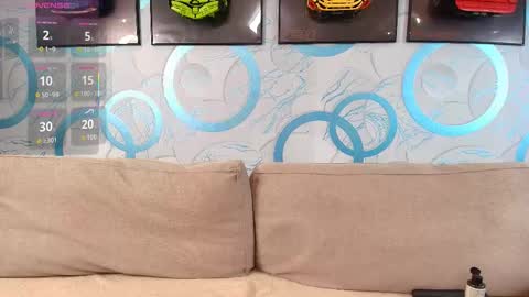 Hasel online show from March 13, 3:37 pm