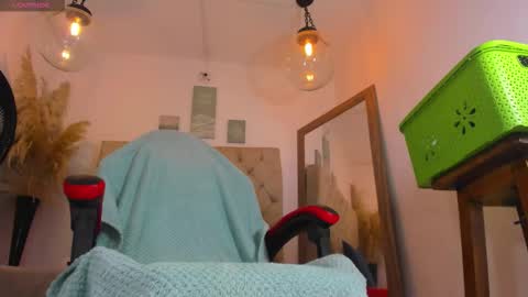 HATHOR OLD online show from November 26, 12:52 am