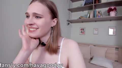 Mia online show from February 28, 8:51 am